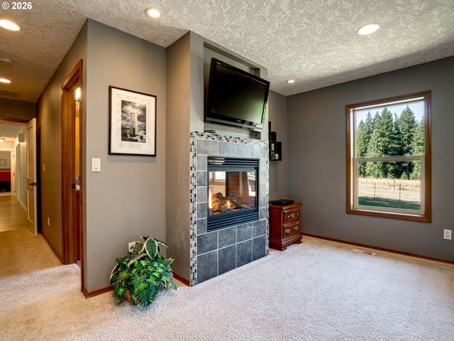 33789 Se JARL Rd, Boring, OR 97009