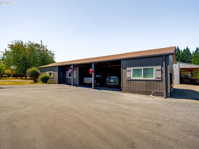 33789 Se JARL Rd, Boring, OR 97009