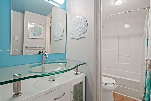 209 N Fort Lauderdale Beach Blvd 7F, Fort Lauderdale, FL 33304