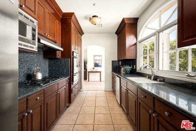 1707 Malcolm Avenue PH400, Los Angeles, CA 90024