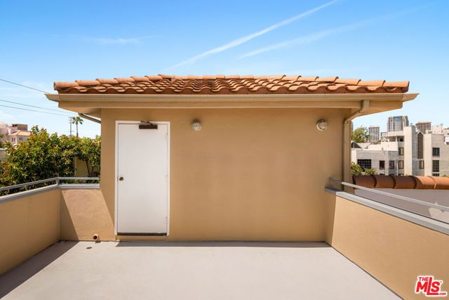 1707 Malcolm Avenue PH400, Los Angeles, CA 90024