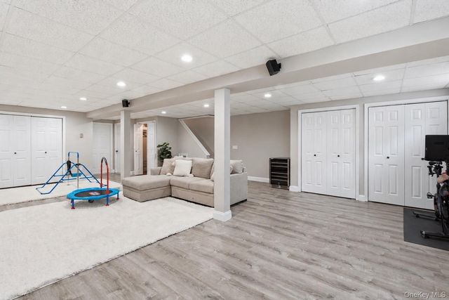 48 Fulton Boulevard, Commack, NY 11725