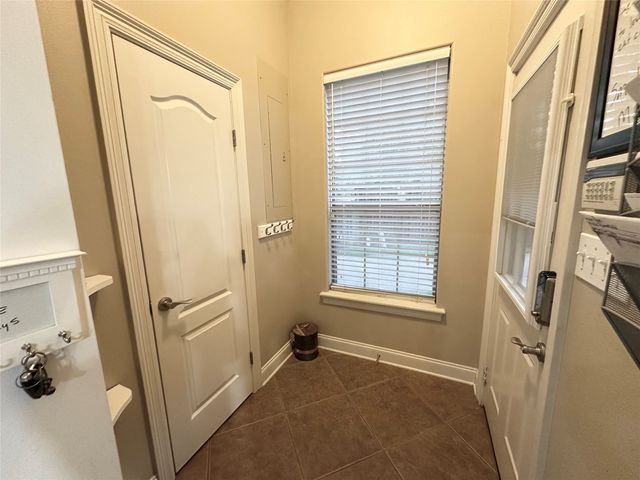 205 Old Palmetto Road, Benton, LA 71006