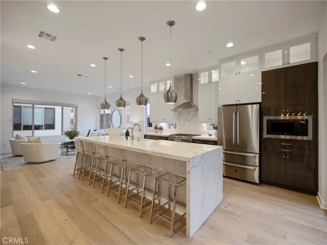 12 Ebb Tide Circle, Newport Beach, CA 92663