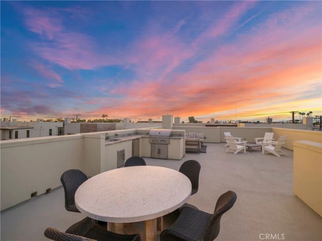 12 Ebb Tide Circle, Newport Beach, CA 92663