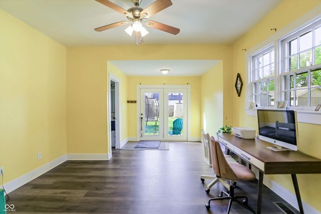 2836 Carrollton Avenue, Indianapolis, IN 46205