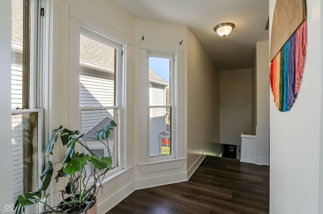 2836 Carrollton Avenue, Indianapolis, IN 46205