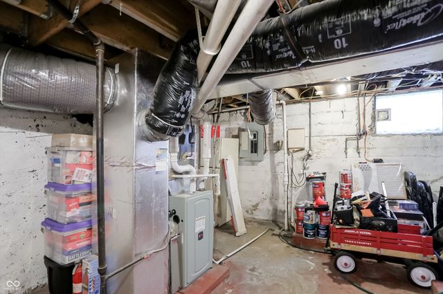 2836 Carrollton Avenue, Indianapolis, IN 46205