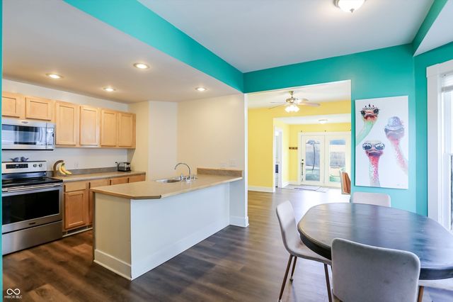 2836 Carrollton Avenue, Indianapolis, IN 46205