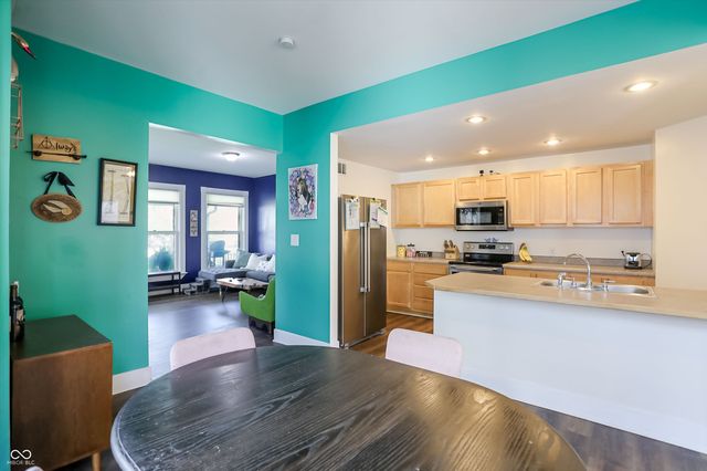 2836 Carrollton Avenue, Indianapolis, IN 46205