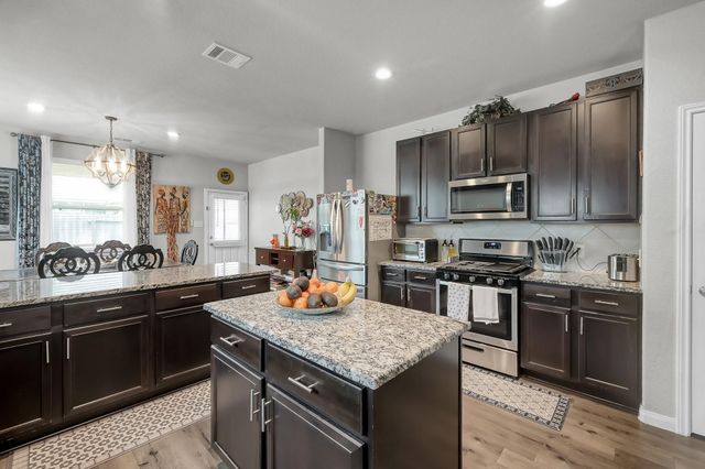 3555 Cannon Drive, Conroe, TX 77301
