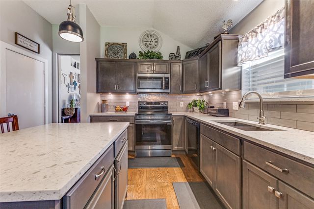 1920 Walden Place, Mesquite, TX 75181