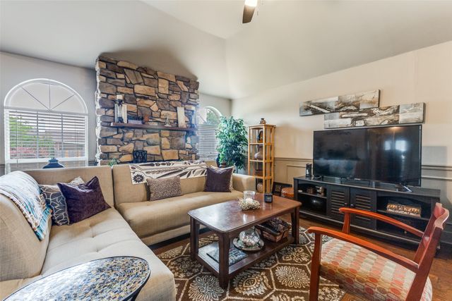 1920 Walden Place, Mesquite, TX 75181