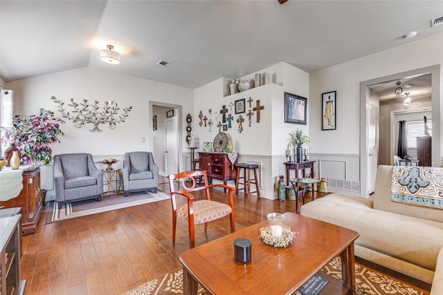 1920 Walden Place, Mesquite, TX 75181