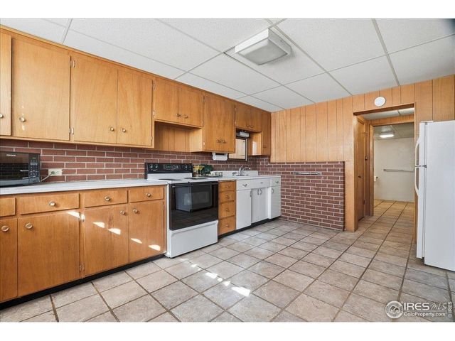 214 7th St, Windsor, CO 80550