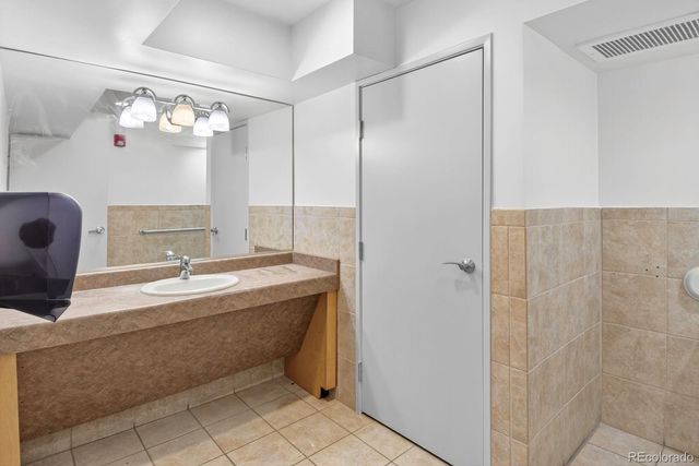 1745 N Lafayette Street, Denver, CO 80218