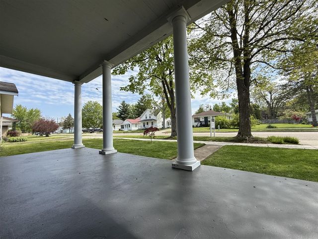 614 Magnolia Street, Three Oaks, MI 49128