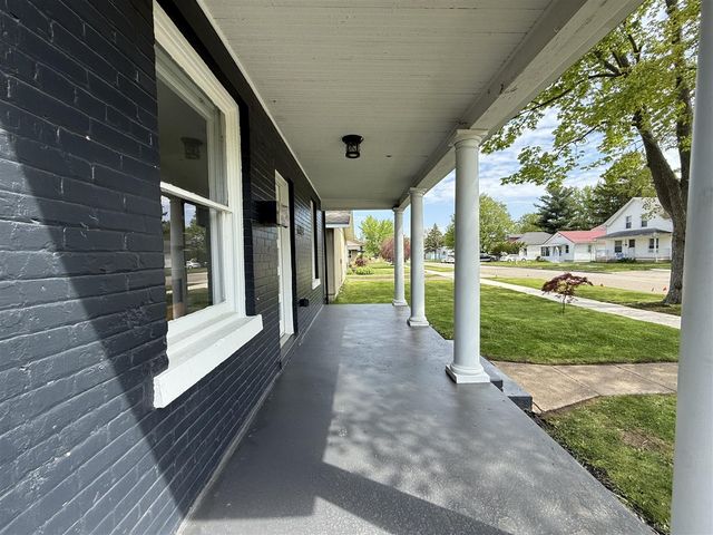614 Magnolia Street, Three Oaks, MI 49128