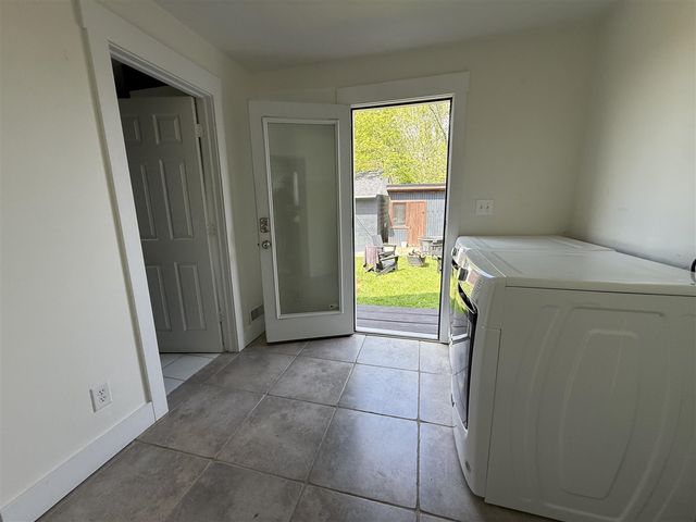 614 Magnolia Street, Three Oaks, MI 49128