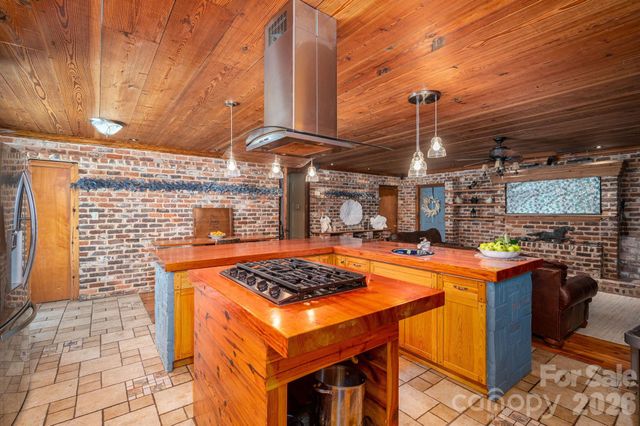 120 Wiggins Lane, Kings Mountain, NC 28086