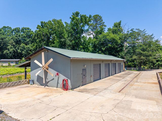 120 Wiggins Lane, Kings Mountain, NC 28086