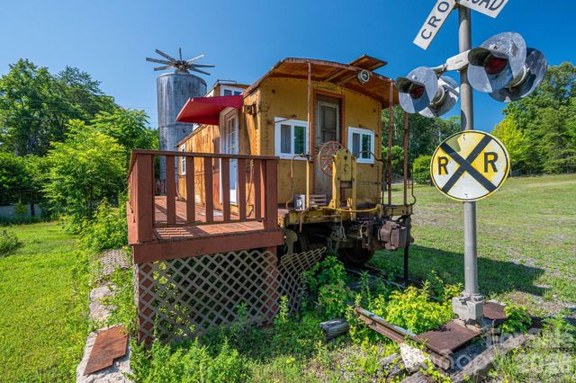 120 Wiggins Lane, Kings Mountain, NC 28086