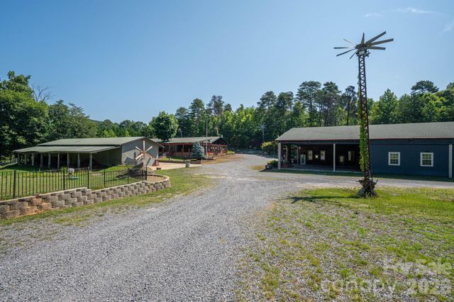 120 Wiggins Lane, Kings Mountain, NC 28086