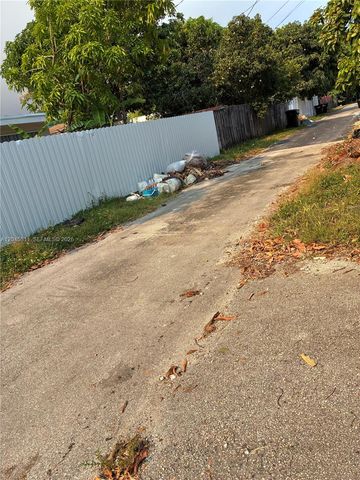 1445 NE 174th Street, North Miami Beach, FL 33162