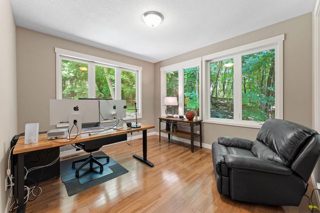 14886 Jeffers Pass NW, Prior Lake, MN 55372