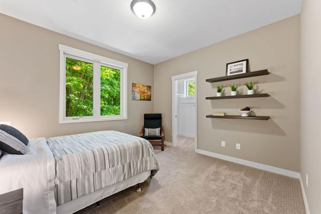 14886 Jeffers Pass NW, Prior Lake, MN 55372