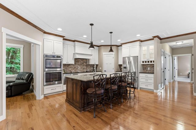 14886 Jeffers Pass NW, Prior Lake, MN 55372