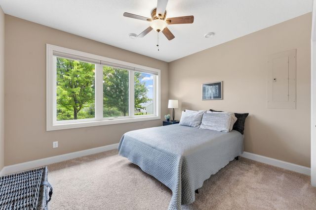 14886 Jeffers Pass NW, Prior Lake, MN 55372