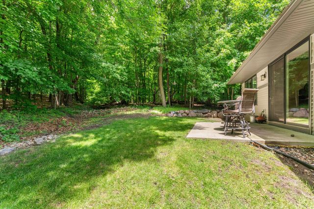 14886 Jeffers Pass NW, Prior Lake, MN 55372