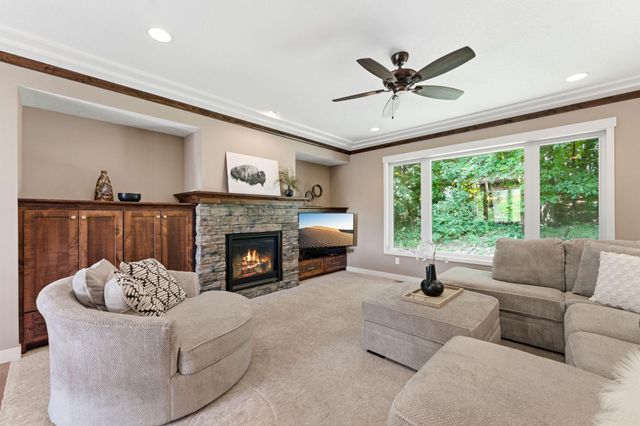 14886 Jeffers Pass NW, Prior Lake, MN 55372