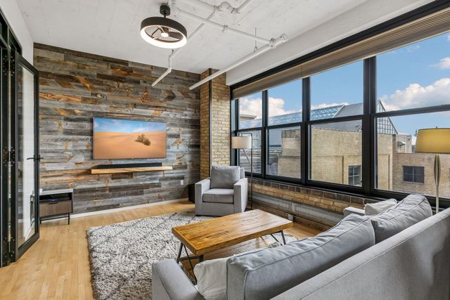 290 Market Street 616, Minneapolis, MN 55405