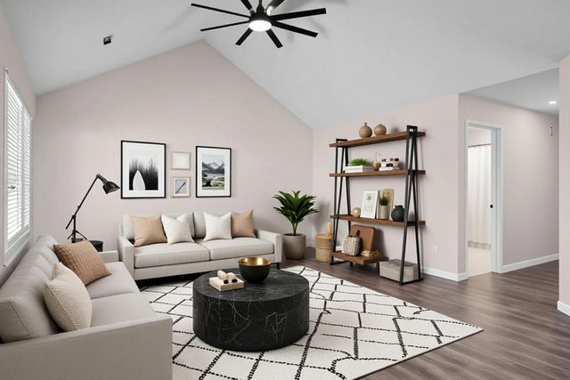 2012 State Hwy H, Lampe, MO 65681