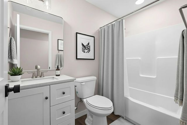 2012 State Hwy H, Lampe, MO 65681