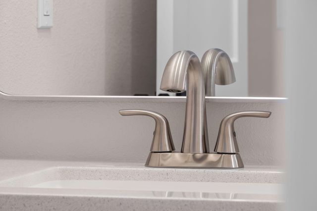 2012 State Hwy H, Lampe, MO 65681