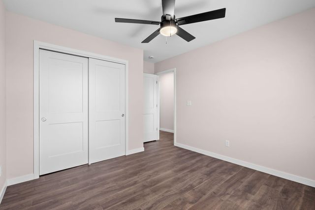 2012 State Hwy H, Lampe, MO 65681