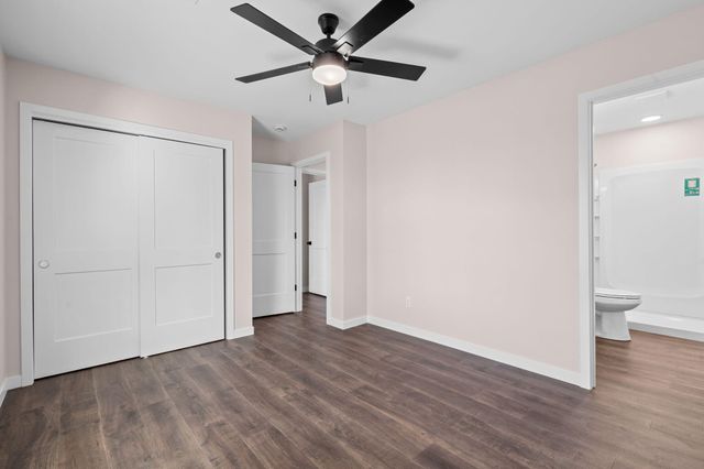 2012 State Hwy H, Lampe, MO 65681