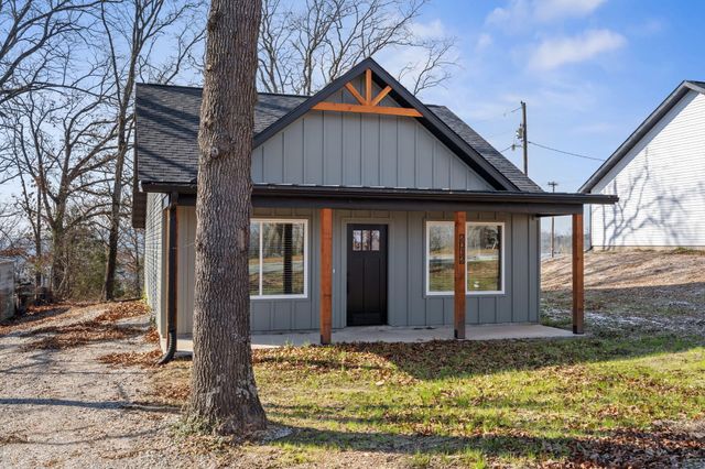 2012 State Hwy H, Lampe, MO 65681