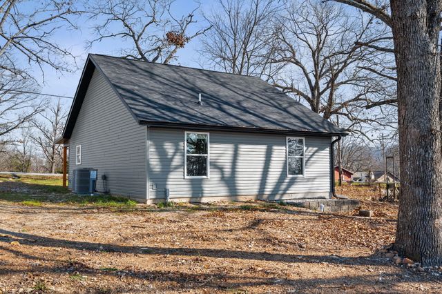 2012 State Hwy H, Lampe, MO 65681