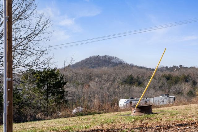 2012 State Hwy H, Lampe, MO 65681