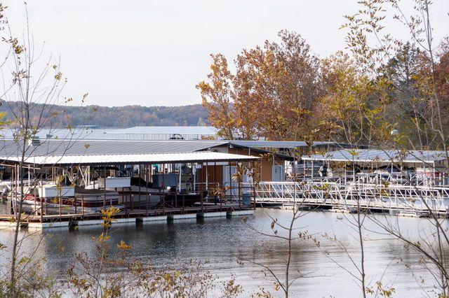 2012 State Hwy H, Lampe, MO 65681