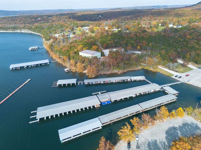 2012 State Hwy H, Lampe, MO 65681