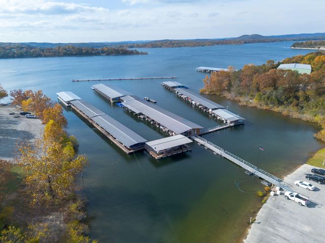 2012 State Hwy H, Lampe, MO 65681