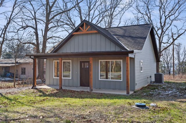 2012 State Hwy H, Lampe, MO 65681