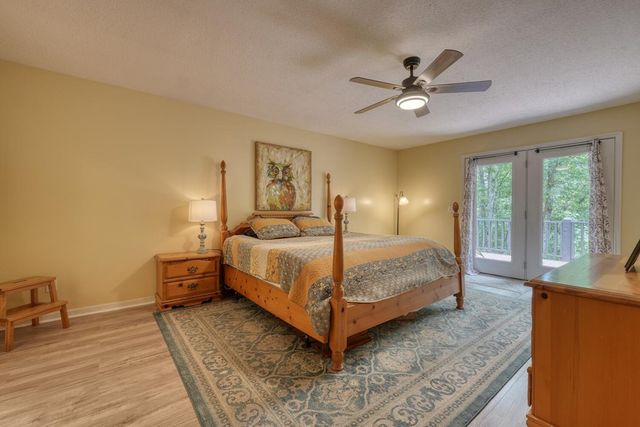 70 Martys Drive, Blairsville, GA 30512