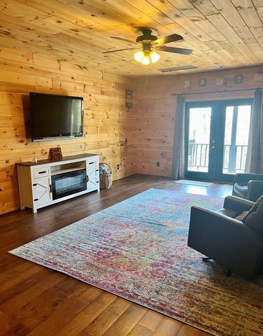 70 Martys Drive, Blairsville, GA 30512