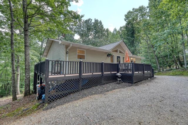 70 Martys Drive, Blairsville, GA 30512